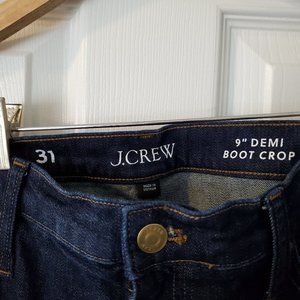J Crew 9" demi-boot crop jean in Dark Worn wash Size 31